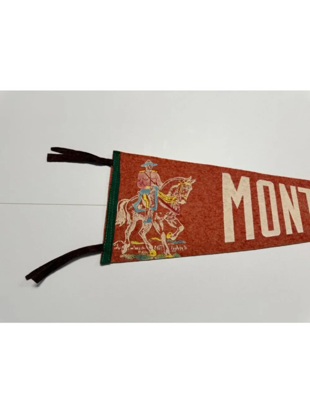 Vintage Montreal, Canada pennant